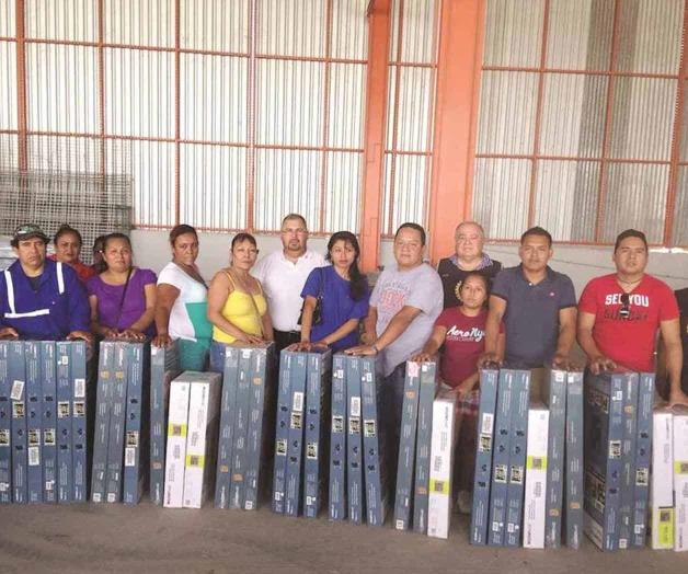 Realizan importantes donativos Realizan importantes donativos