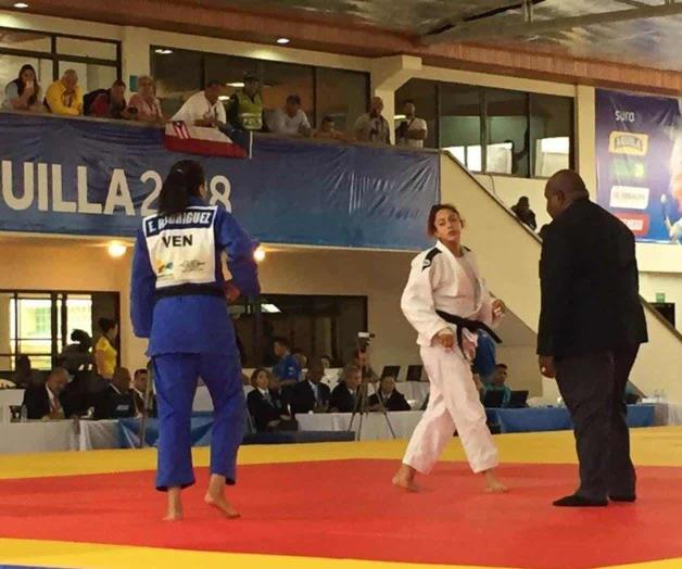 Leslie Villarreal da plata en Judo Leslie Villarreal da plata en Judo