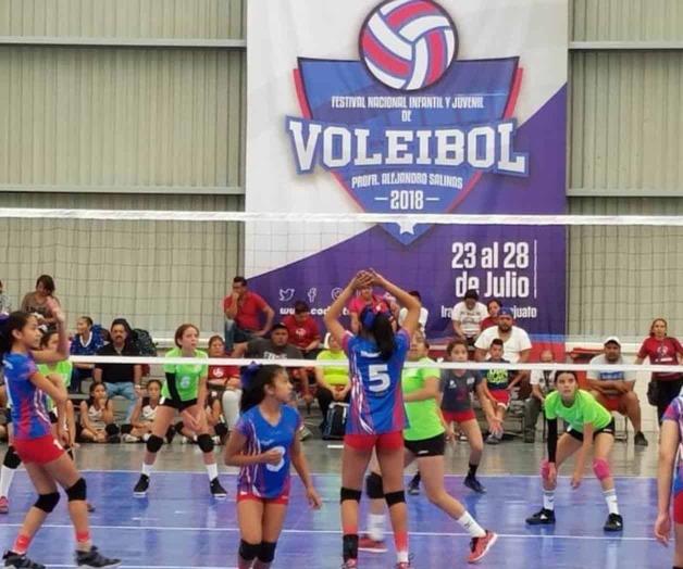 Ángeles Rojos se cuelgan el bronce Ángeles Rojos se cuelgan el bronce