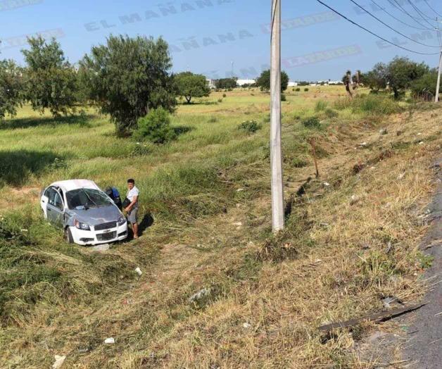 Reynosa: Pierde control y sufre volcadura Reynosa: Pierde control y sufre volcadura