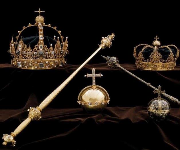 Roban coronas reales en Suecia