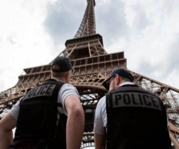 Cierran Torre Eiffel por huelga de empleados Cierran Torre Eiffel por huelga de empleados