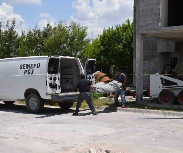 Hallan cadáver en obra negra Hallan cadáver en obra negra