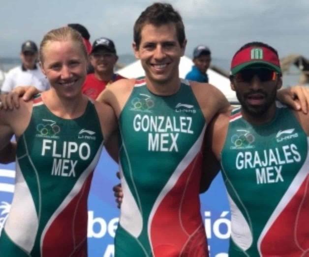 Gana México oro en triatlón de relevo mixto Gana México oro en triatlón de relevo mixto