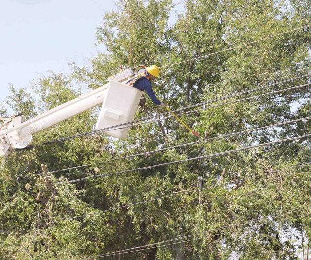 Apagón afecta a 25 colonias Apagón afecta a 25 colonias