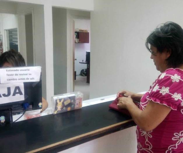 Reclaman los cortes de agua por ‘80 y 100 pesos’ Reclaman los cortes de agua por ‘80 y 100 pesos’