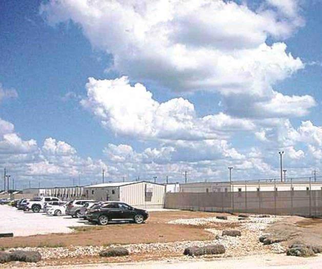 Muere niña liberada en centro de detención Muere niña liberada en centro de detención