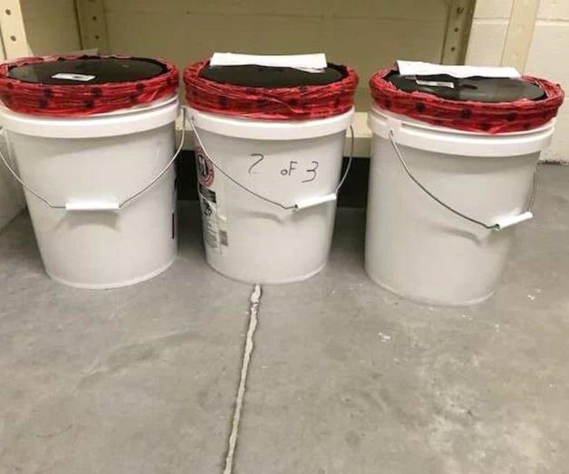 Decomisan metanfetamina líquida con valor de 1.4 mdd Decomisan metanfetamina líquida con valor de 1.4 mdd