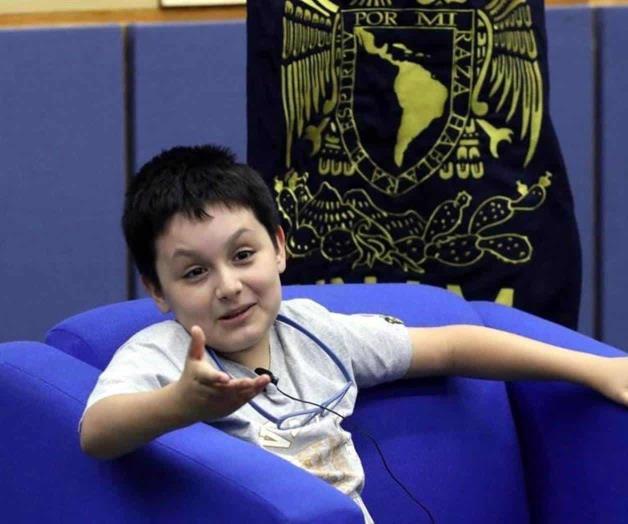 Pide niño genio a AMLO no repetir errores de ex presidentes Pide niño genio a AMLO no repetir errores de ex presidentes