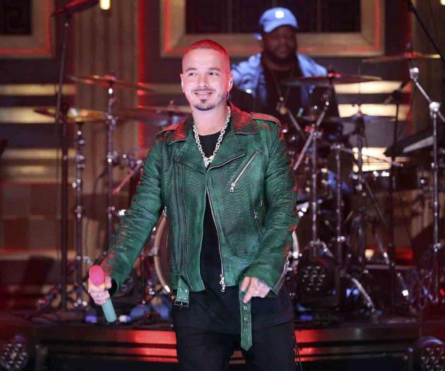 Muestra su lado más íntimo Muestra su lado más íntimo