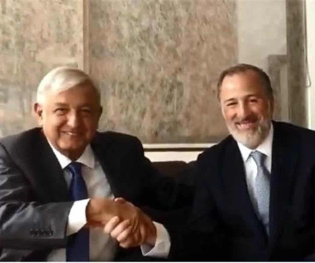 López Obrador recibe a Meade en su casa López Obrador recibe a Meade en su casa