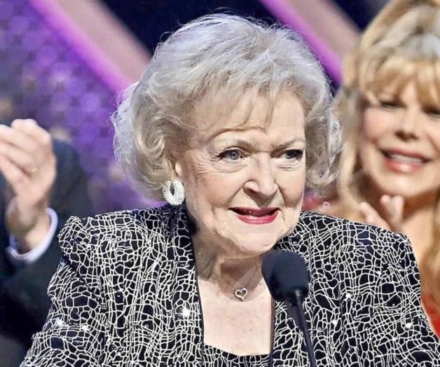 Betty White será homenajeada por sus 80 años de carrera Betty White será homenajeada por sus 80 años de carrera