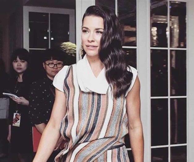 Productores se disculpan con Evangeline Lily Productores se disculpan con Evangeline Lily