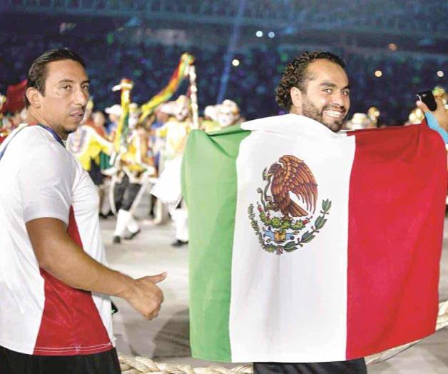 ¡SE EXTINGUE EL FUEGO! ¡SE EXTINGUE EL FUEGO!