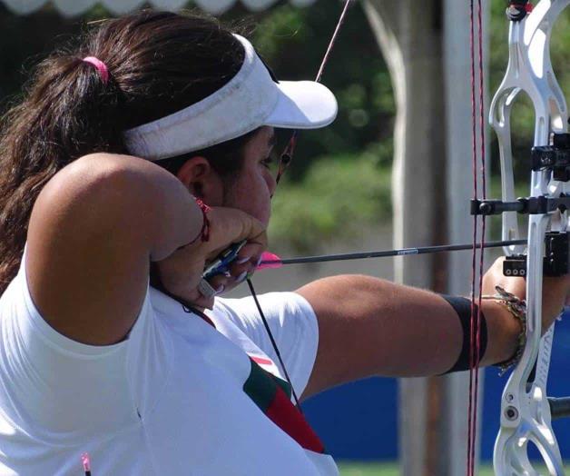 BECERRA GANA LA PLATA EN EL ARCO COMPUESTO BECERRA GANA LA PLATA EN EL ARCO COMPUESTO