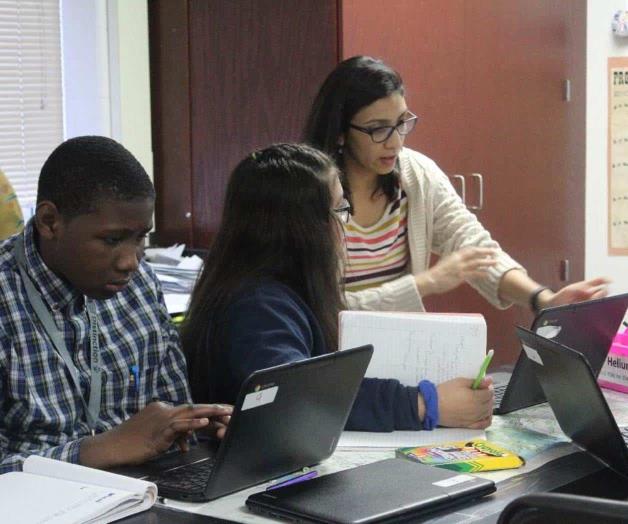 Evaluarán a escuelas afectadas por Harvey. Benefician a más de 100 distritos Evaluarán a escuelas afectadas por Harvey. Benefician a más de 100 distritos