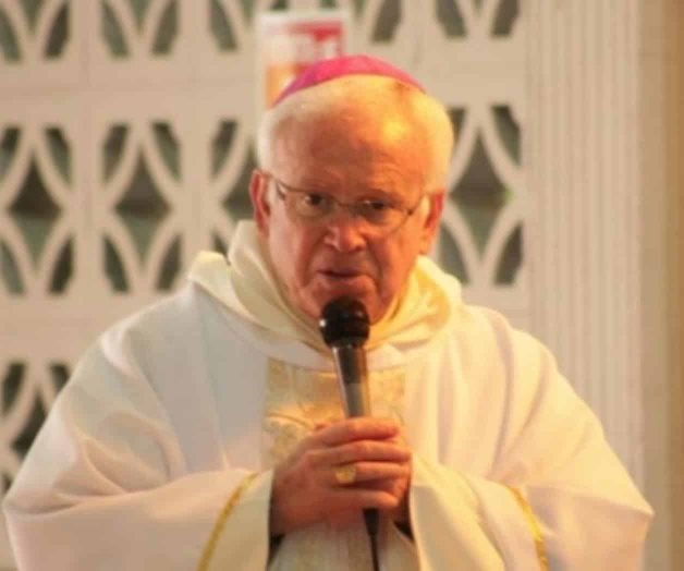 Tras caída obispo se fractura la nariz Tras caída obispo se fractura la nariz