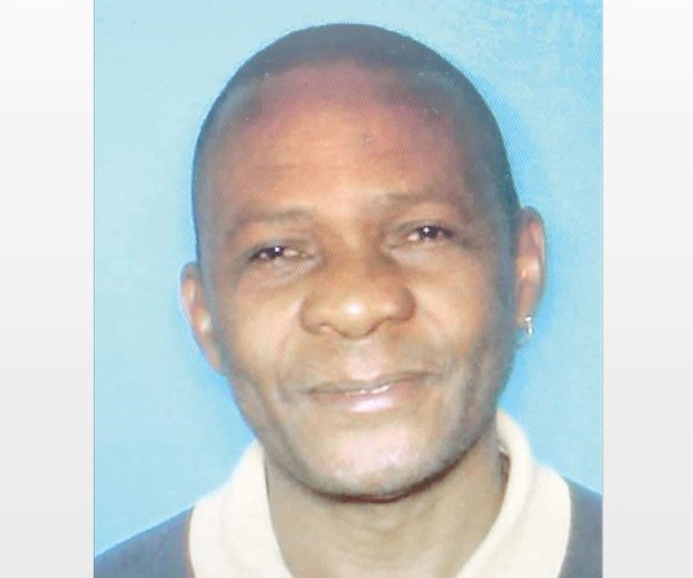 Asesina a puñaladas a sus 2 hijos y se dispara Asesina a puñaladas a sus 2 hijos y se dispara