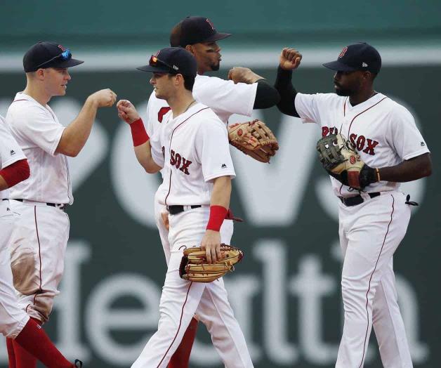 Triunfo en Fenway Pak Triunfo en Fenway Pak