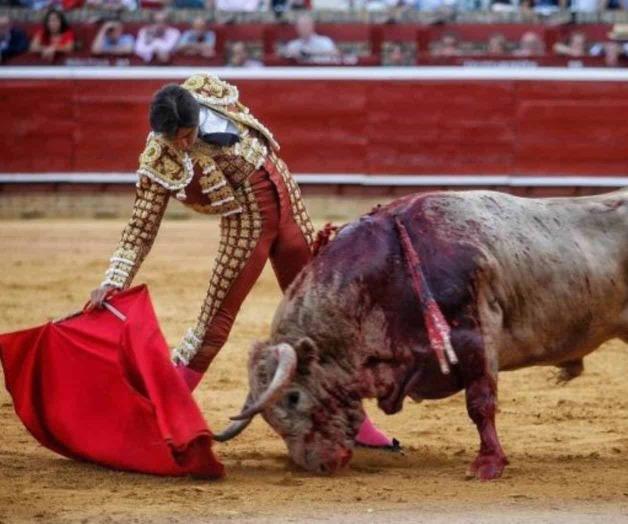 Perera y Juli viven tarde de contrastes en Huelva Perera y Juli viven tarde de contrastes en Huelva