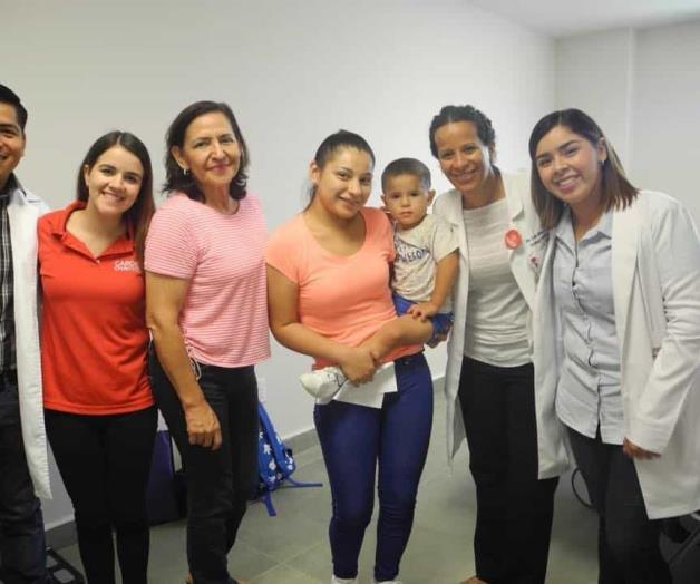 Gozarán cuatro niños de renovado e invencible corazón Gozarán cuatro niños de renovado e invencible corazón