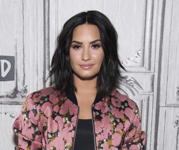 Sale Demi Lovato del hospital Sale Demi Lovato del hospital