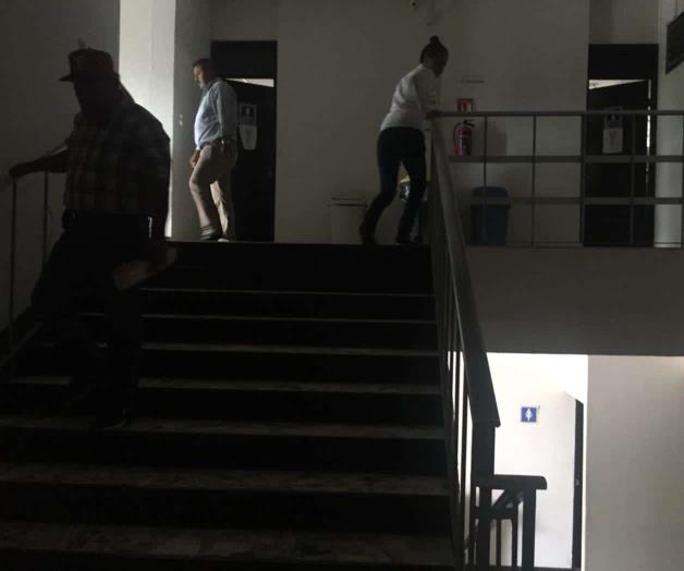 Queda Presidencia sin luz por una hora y media Queda Presidencia sin luz por una hora y media