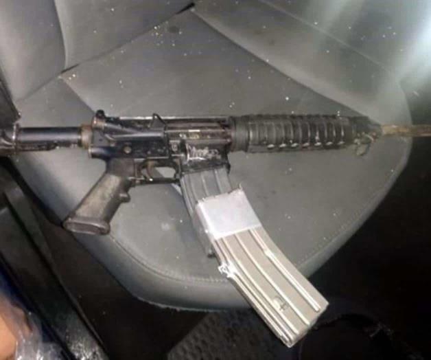 Hombre intimida a vecinos con arma larga; lo detienen Hombre intimida a vecinos con arma larga; lo detienen