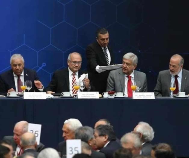 López Obrador promete concluir todas las obras pendientes López Obrador promete concluir todas las obras pendientes