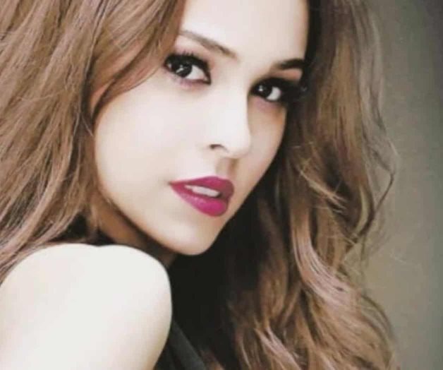 Danna Paola luce figura en traje de baño Danna Paola luce figura en traje de baño