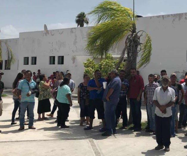 Comparecen por bloquear acceso a pozos petroleros Comparecen por bloquear acceso a pozos petroleros