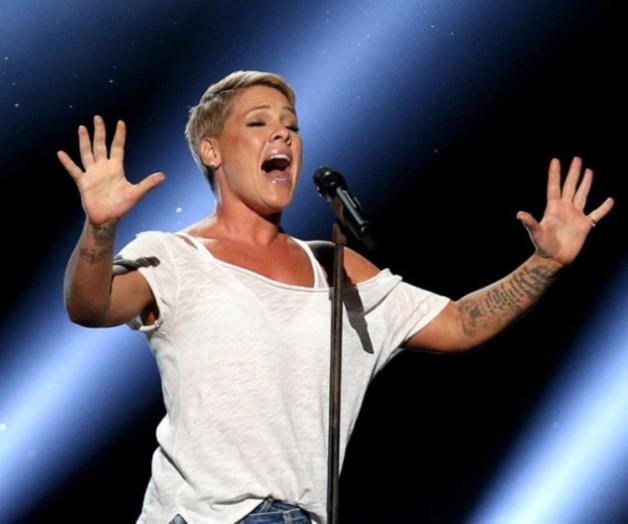 Es hospitalizada Es hospitalizada