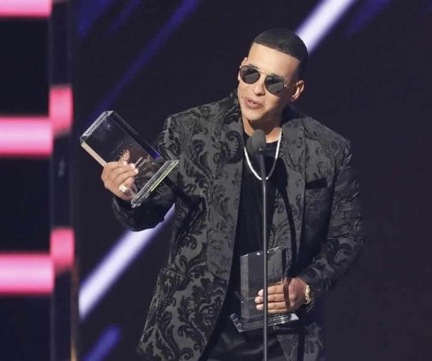 Alcanza Yankee 1 billón de reproducciones en YouTube con Dura Alcanza Yankee 1 billón de reproducciones en YouTube con Dura