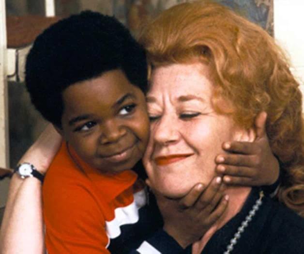 Muere actriz de serie ‘Blanco y Negro’