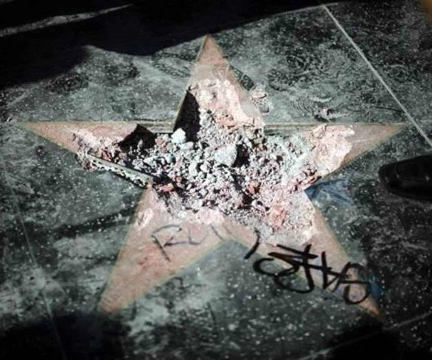 Piden quitar estrella de Donald Trump en Hollywood Piden quitar estrella de Donald Trump en Hollywood