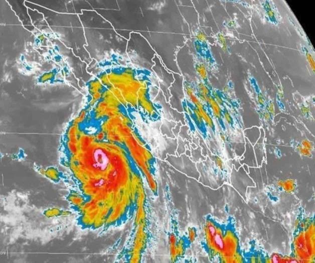 John se intensifica a huracán categoría 2 John se intensifica a huracán categoría 2