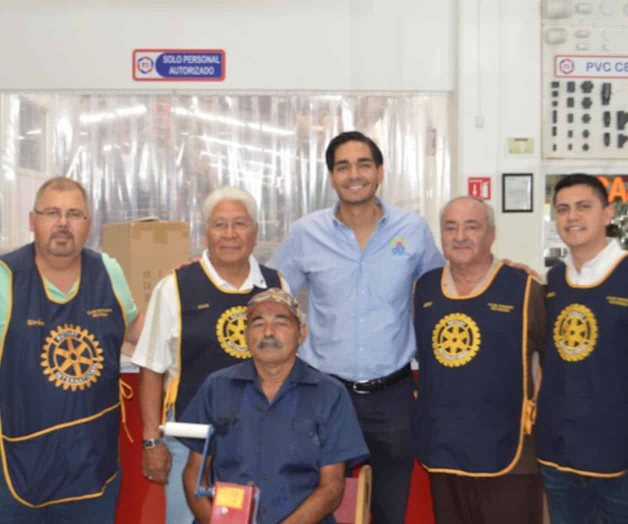 Realizan entrega de donativos Realizan entrega de donativos