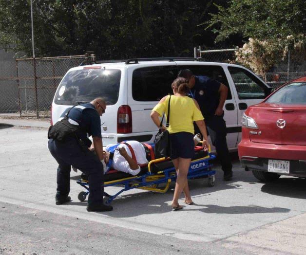 Cambia de carril y choca Cambia de carril y choca