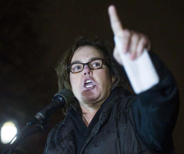 Protestan Rosie ODonnell y actores de Broadway contra Trump Protestan Rosie ODonnell y actores de Broadway contra Trump