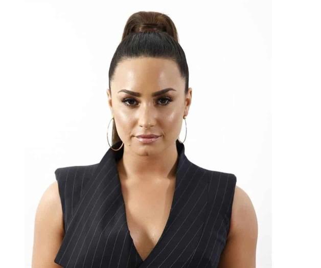 Cancela Demi presentación en la Arena Monterrey Cancela Demi presentación en la Arena Monterrey