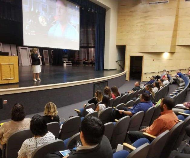 Llega la primera mujer para dirigir el distrito escolar de Mission Llega la primera mujer para dirigir el distrito escolar de Mission