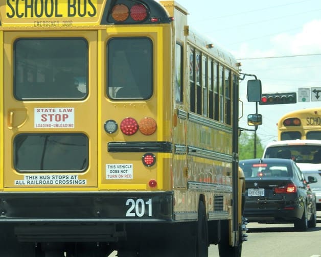 Respetan zona escolar o habrá sanción: DPS. Las multas rebasan los mil dólares Respetan zona escolar o habrá sanción: DPS. Las multas rebasan los mil dólares