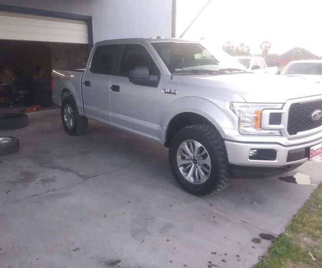 Agarran parejo Agarran parejo