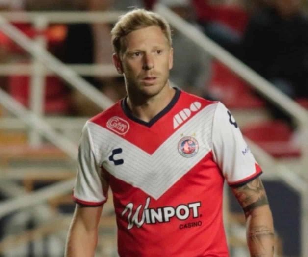 Muerde el Tiburón a los Camoteros en el Cuauhtémoc Muerde el Tiburón a los Camoteros en el Cuauhtémoc