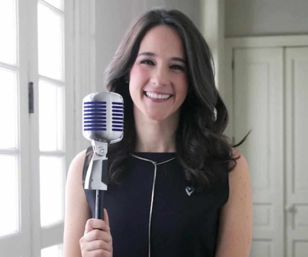 Le vale lo que opinen de ella Le vale lo que opinen de ella