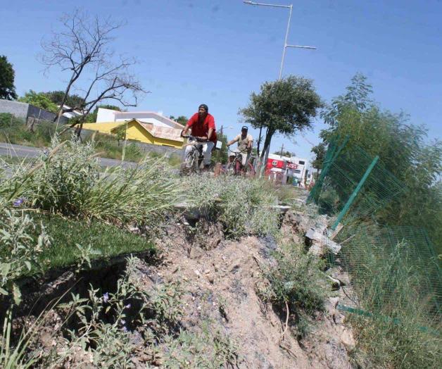 Descuido en el Parque Lineal Descuido en el Parque Lineal