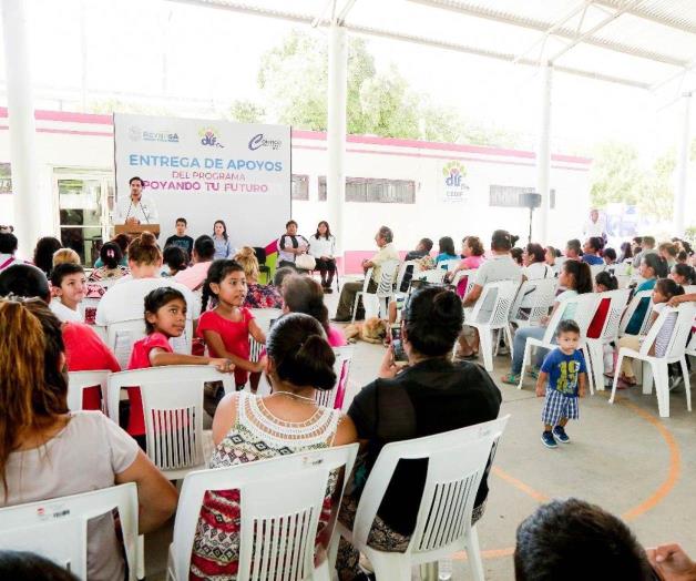 Entrega DIF últimos estímulos educativos Entrega DIF últimos estímulos educativos