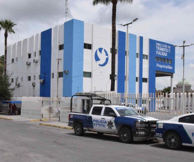 Usan violencia para robar dos vehículos Usan violencia para robar dos vehículos