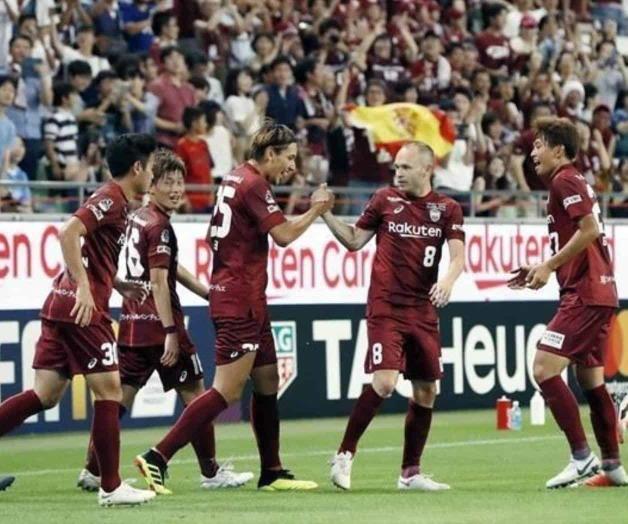 Andrés Iniesta se estrena como goleador en Japón Andrés Iniesta se estrena como goleador en Japón