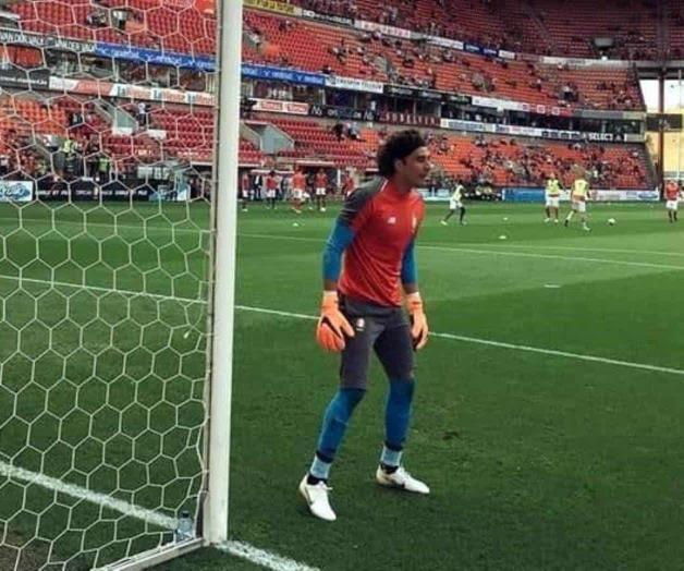 Empata el Standard con Ochoa en el arco Empata el Standard con Ochoa en el arco